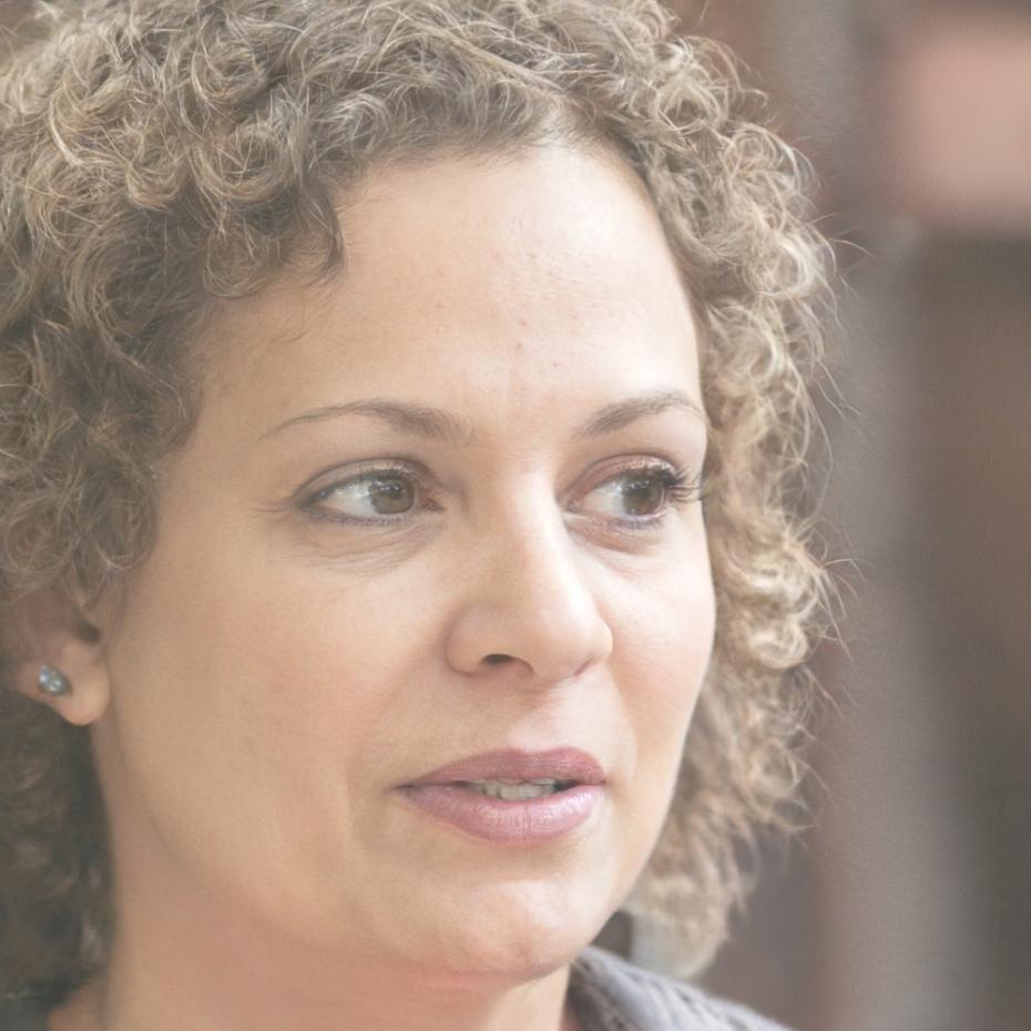 Portrait professionnel de Léonie Faubert